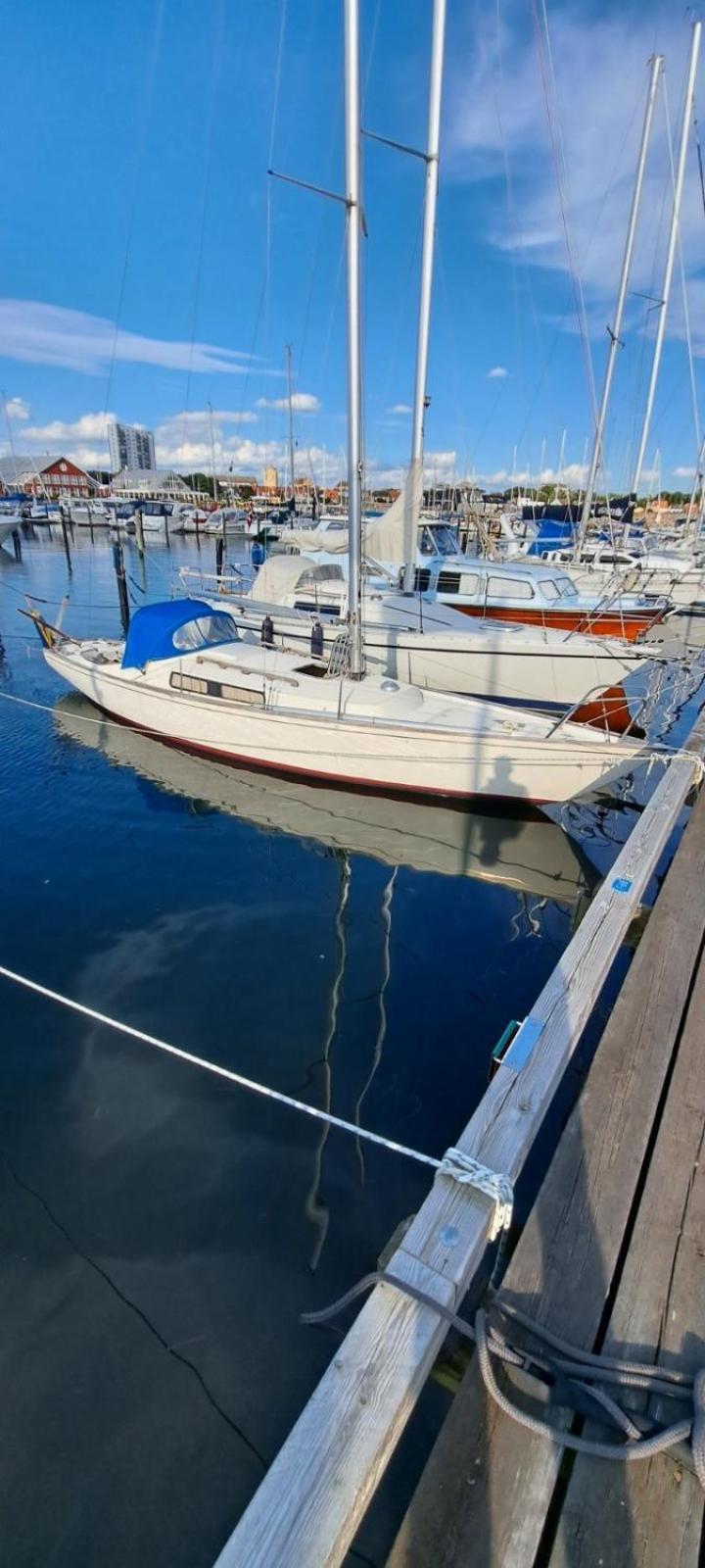 Hotel Unique Boat 1 Höganäs Esterno foto